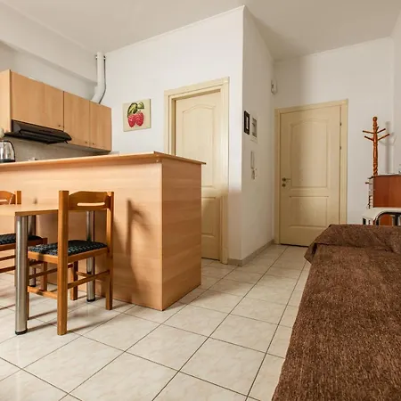 Apartment Cozy 4 *
